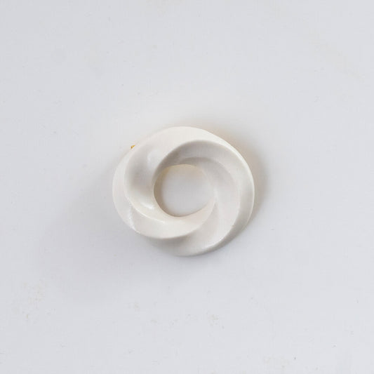 Mino Ware Ceramic Earrings - Kururi (White)