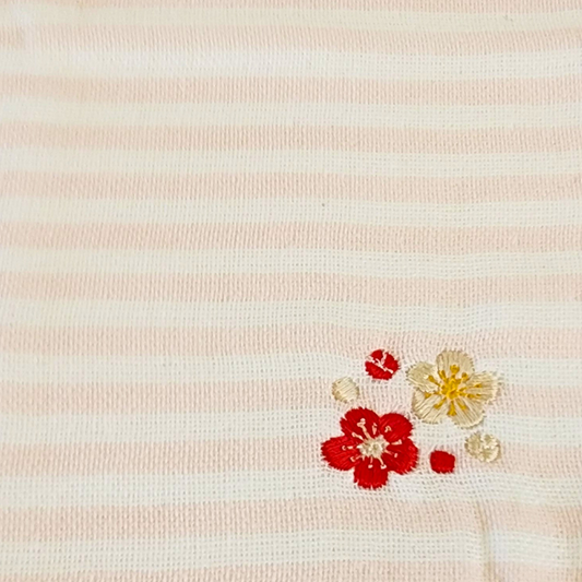 Imabari Hand Towel (Wonders of Japan) - Ume (Plum Blossom)